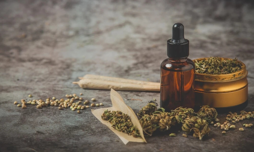 Understanding the Key Differences in Cannabis Compounds